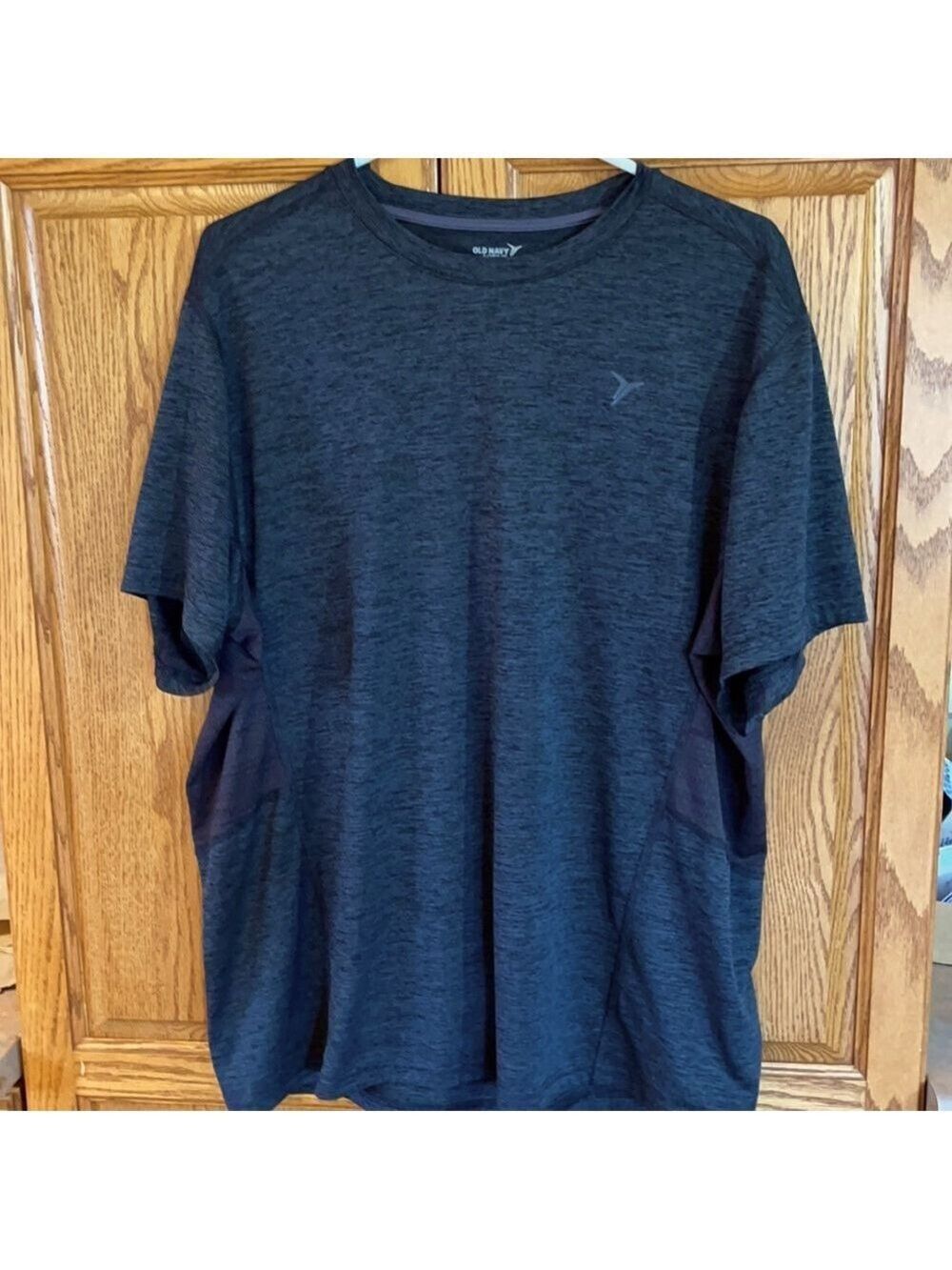 Charcoal grey Old Navy t-shirt size XL🥰🔥🔥